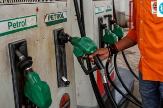 reliance-is-capping-fuel-sales-at-inr-1,000-per-pump-amid-the-growing-shortage