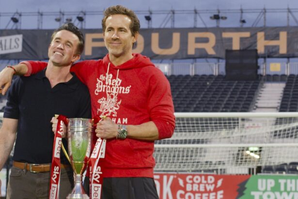 “welcome-to-wrexham”-is-getting-a-major-three-season-renewal-at-fx