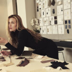 ‘love-story’:-sarah-pidgeon-says-caroline-bessette-kennedy’s-wardrobe-led-to-‘psoriasis-everywhere’