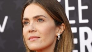 mandy-moore-is-divorced:-her-marriage-history-explained