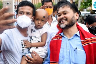popular-mla-vs-‘the-regime’:-why-all-eyes-are-on-raijor-dal’s-akhil-gogoi-in-the-2026-assam-assembly-elections