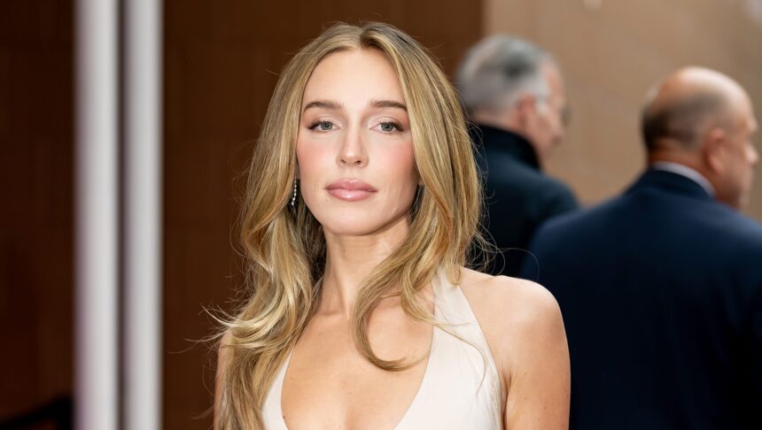 alex-cooper-net-worth-2026-how-much-money-does-the-call-her-daddy-host-make | GIBN alex-cooper-net-worth-2026:-how-much-money-does-the-‘call-her-daddy’-host-make.