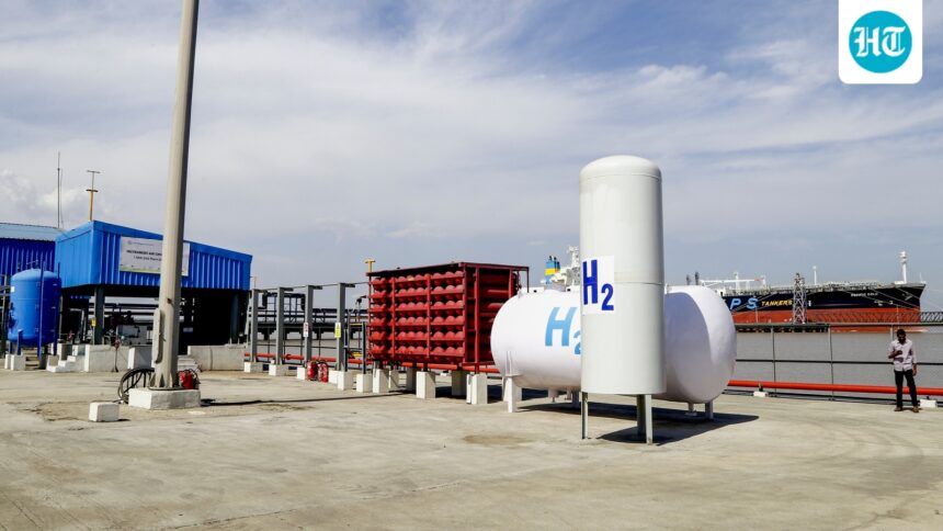 india’s-green-hydrogen-mission-is-yet-to-accelerate