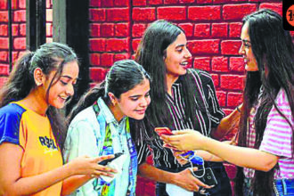 cbse-class-10-results:-students-passed-with-93.70%,-girls-continue-to-outperform-boys