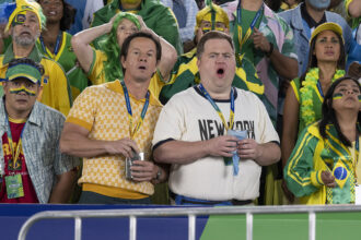 ‘balls-up’-review:-mark-wahlberg-and-paul-walker-hauser-make-their-way-through-peter-farrelly’s-rote-raunch-fest