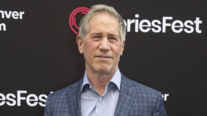 lionsgate-extends-ceo-john-feltheimer’s-contract-through-2031