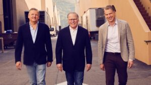 would-hollywood-protest-warner-bros’-sales-as-much-if-netflix-had-won?