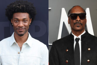 snoop-dogg-lights-up-the-film-convention-with-a-surprise-concert-to-tease-the-biopic