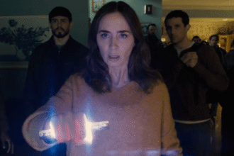 steven-spielberg’s-‘disclosure-day’-reveals-first-look-at-alien-in-new-footage