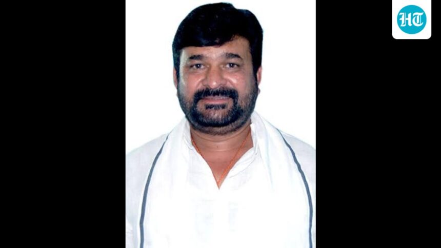 court-convicts-congress-mla-in-2016-murder-case-in-karnataka