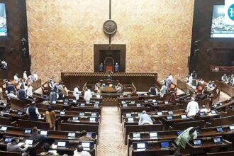 delimitation-bill:-do-you-favor-opposition-math-in-lok-sabha?