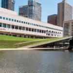 juilliard-names-interim-drama-school-leadership-team,-including-laura-linney