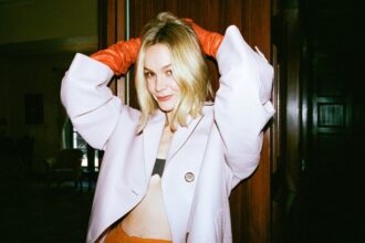 carey-mulligan-turns-to-ballet-in-‘beef’