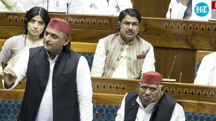 how-many-women-are-in-the-bjp,-asks-akhilesh-yadav-in-lok-sabha