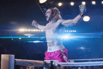 street-fighter-brings-the-pain-–-and-the-camp