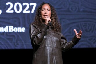 children-of-blood-and-bone-reveals-an-action-packed-trailer-for-the-young-adult-adaptation-starring-viola-davis-and-damson-idris