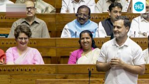 it-shows-what-priyanka-gandhi-achieved-in-5-minutes-compared-to-rahul’s-20-years