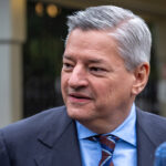 no-hike,-no-hype:-netflix-stock-drops-absent-2026-guidance-boost-here’s-what-the-street-thinks.