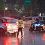 heavy-rains-lash-parts-of-delhi-ncr,-imd-issues-orange-alert