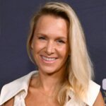 she-broke-barriers-as-a-production-ceo-in-the-middle-east.-then-she-had-to-evacuate-the-region