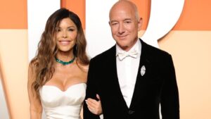 bezos-met-gala-anger-spills-underground