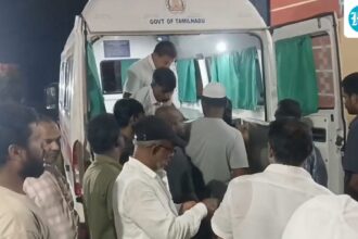 mourning-in-a-kerala-school-as-the-bodies-of-9-tamil-nadu-accident-victims-arrive-in-the-village