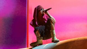 justin-bieber’s-coachella-2026-weekend-2-highlights:-billie-eilish’s-“one-less-lonely-girl”-and-more