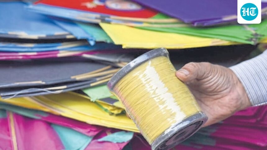 lucknow:-an-elderly-man’s-throat-was-cut-with-banned-mango;-helmet-strap-saves-lives