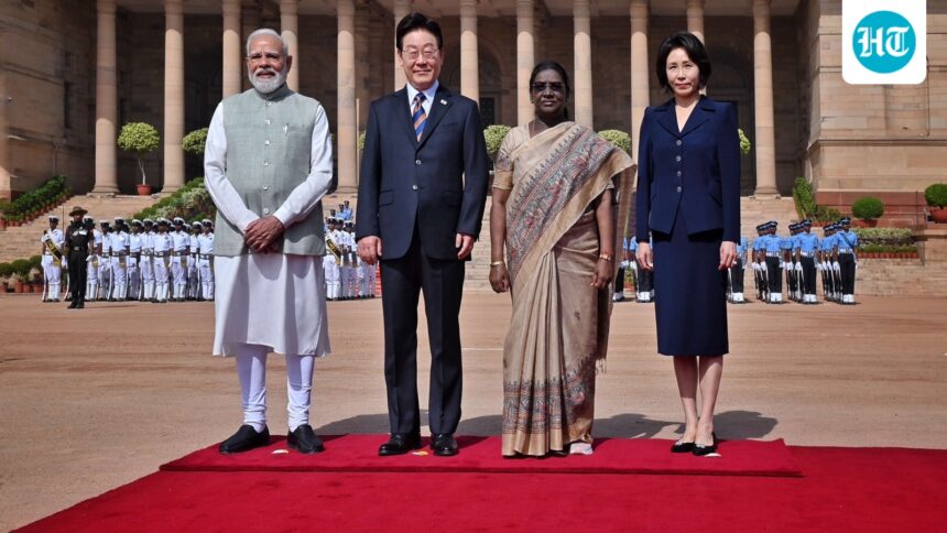 south-korean-president-lee-jae-myung-arrives-in-india:-meets-pm-modi,-shipping,-artificial-intelligence-and-more-|-what’s-on-the-agenda?