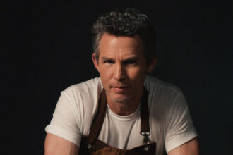 the-pitt-star-sean-hatosy-narrates-quinn’s-original-audio-drama-yes,-chef-(exclusive)