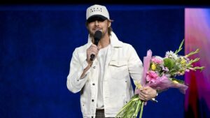 ‘the-hail-mary-project’:-how-ryan-gosling’s-box-office-success-and-marvel’s-marketing-made-amazon-mgm-the-studio’s-surprise-star-at-cinemacon