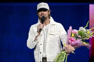 ‘the-hail-mary-project’:-how-ryan-gosling’s-box-office-success-and-marvel’s-marketing-made-amazon-mgm-the-studio’s-surprise-star-at-cinemacon