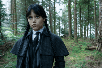 the-first-look-for-“wednesday”-season-3-sees-jenna-ortega-arriving-in-paris