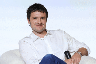josh-hutcherson-says-backlash-for-not-being-a-taylor-swift-fan-reminded-him-‘why-i-don’t-want-to-be-online’