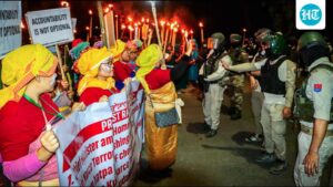 a-policeman-was-injured-while-a-crowd-of-people-tried-to-set-fire-to-his-office-in-manipur,-which-is-witnessing-ethnic-violence