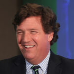 tucker-carlson-apologizes-for-supporting-trump-as-rift-deepens