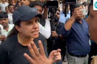 watch-|-mumbai-woman-slams-bjp-mla-over-traffic-chaos-caused-by-‘nari-shakti’-rally:-‘get-out-of-here’