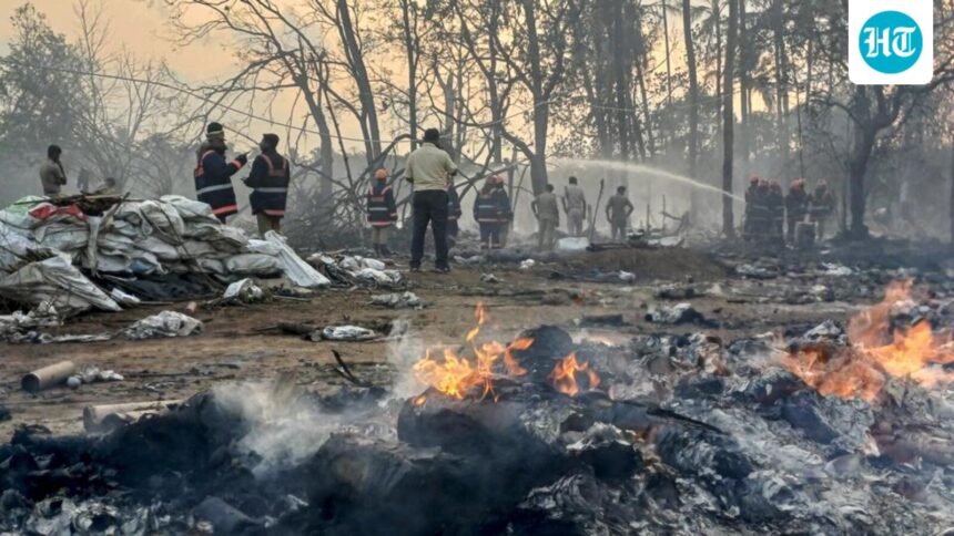 kerala-orders-a-judicial-investigation-into-the-thrissur-fire-tragedy,-announces-compensation-of-rs-14,000-to-the-families-of-the-victims.