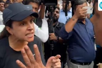 ‘anger-could-have-been-expressed-in-a-different-way’:-bjp’s-girish-mahajan-after-woman-confronted-him-over-traffic-chaos