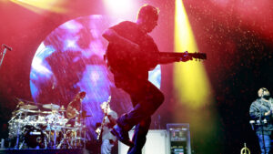 how-dave-matthews-crushed-the-blueprint-for-green-touring