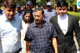 high-court-judge-refuses-to-hear-contempt-petition-against-kejriwal
