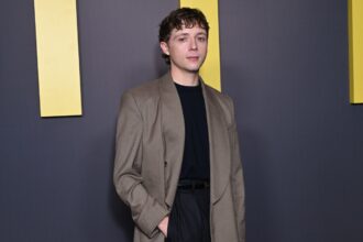 ‘the-pitt’-star-gerran-howell-will-always-root-for-whitaker