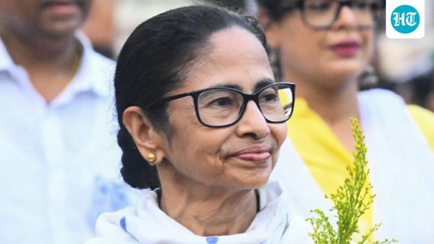 supreme-court-slams-mamata-banerjee-for-obstructing-ed-raid,-says-‘democracy-is-in-danger’