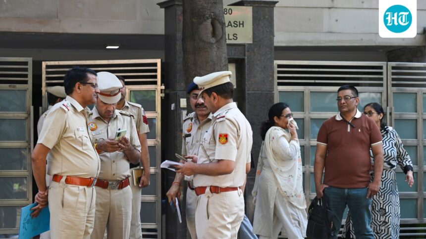 ‘if-didi-had-given-the-money’:-‘heartlessly’-accused-of-rape-and-murder-of-delhi-ips-officer’s-daughter