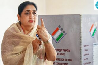 bypolls:-58%-turnout-in-pawar-stronghold-baramati