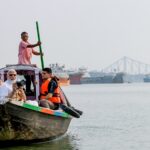 ‘live-together-amicably’:-pm-modi’s-message-to-a-muslim-man-who-took-his-boat-to-hooghly-darshan-in-kolkata
