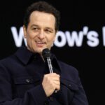 matthew-rhys-teases-the-unique-tone-of-apple-tv’s-‘widow’s-bay’-series:-‘i’ve-never-read-anything-like-this-before’