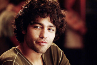 ‘devil-wears-prada-2’-director-considers-adrian-grenier-to-be-the-lead-–-here’s-why-it-didn’t-happen