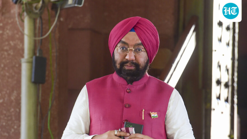 “frustration-was-building…”:-rs-member-vikramjit-sahni-on-what-he-told-kejriwal-in-the-meeting-before-the-big-move-by-7-aap-mps