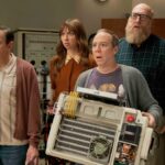 ‘the-big-bang-theory’-spin-off-‘stuart-fails-to-save-the-universe’-reveals-first-look